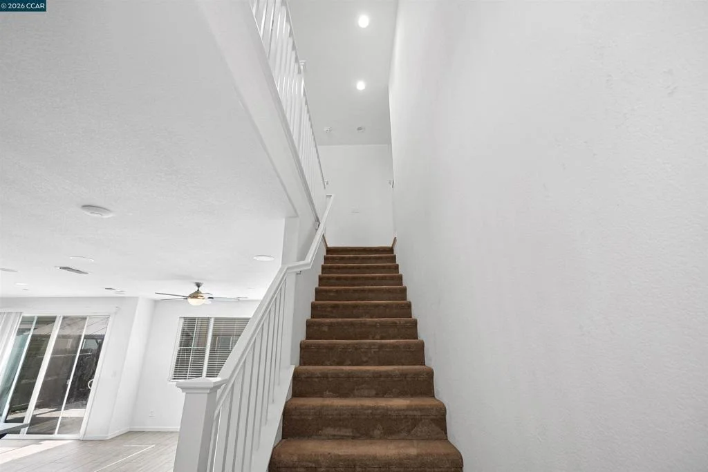 Photo of 531 Lavender Dr