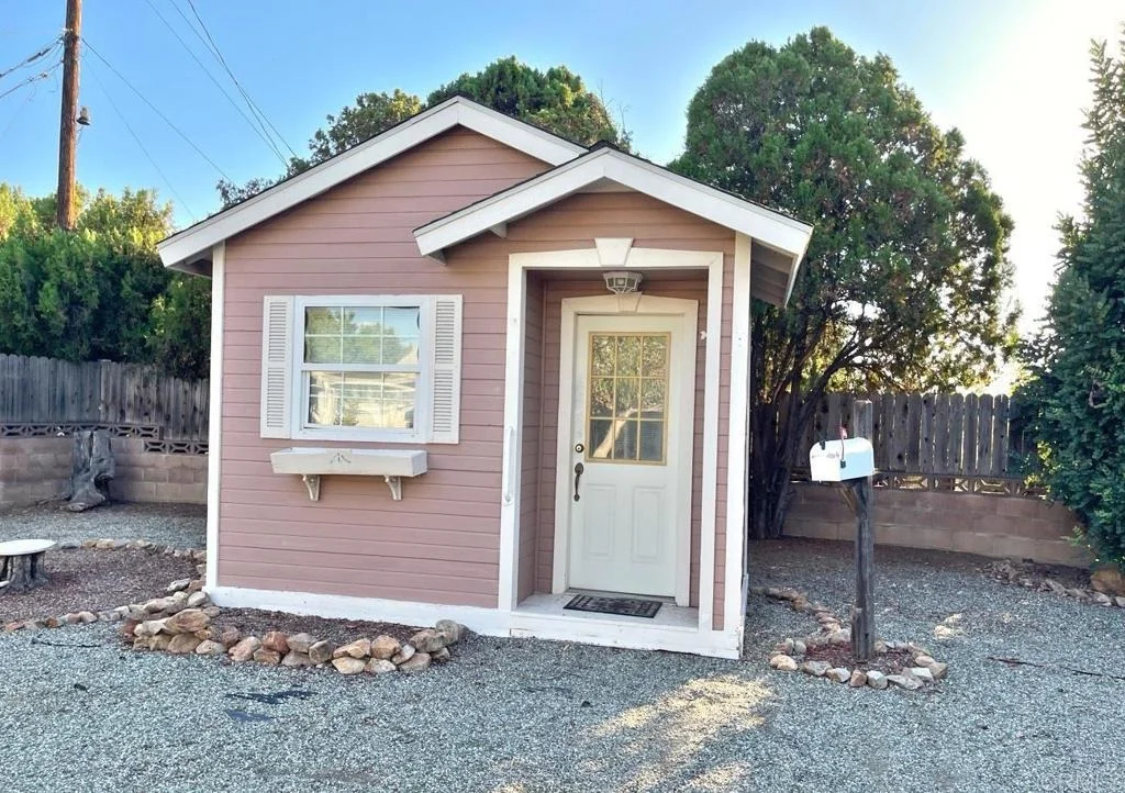 Photo of 28631 Snead Drive