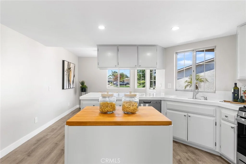 Photo of 4104 Devonport Court