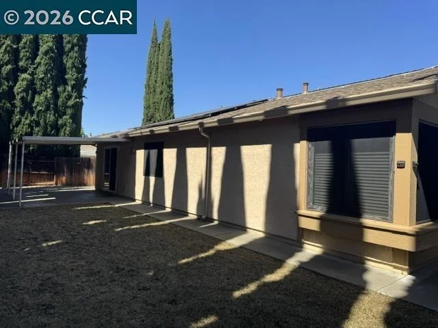 Photo of 1827 Alamo Dr