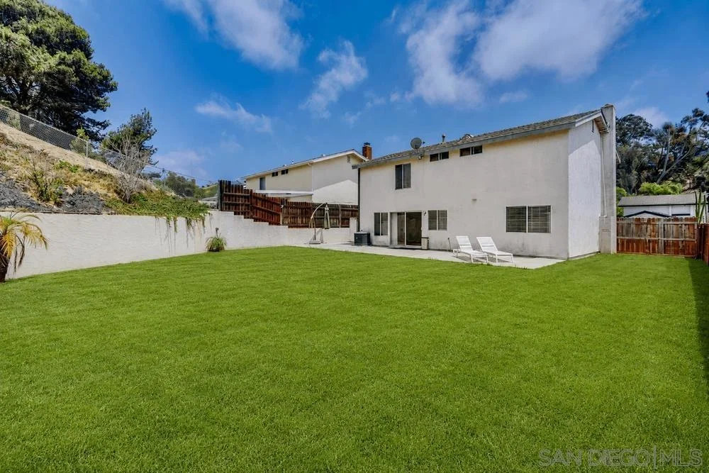 Photo of 3380 Mount Ariane