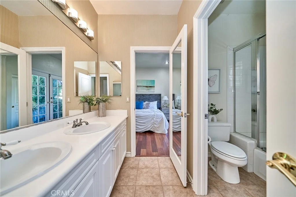 Photo of 32 Canyonwood