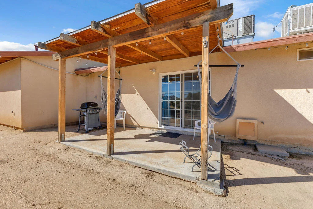 Photo of 61714 Alta Mesa Drive