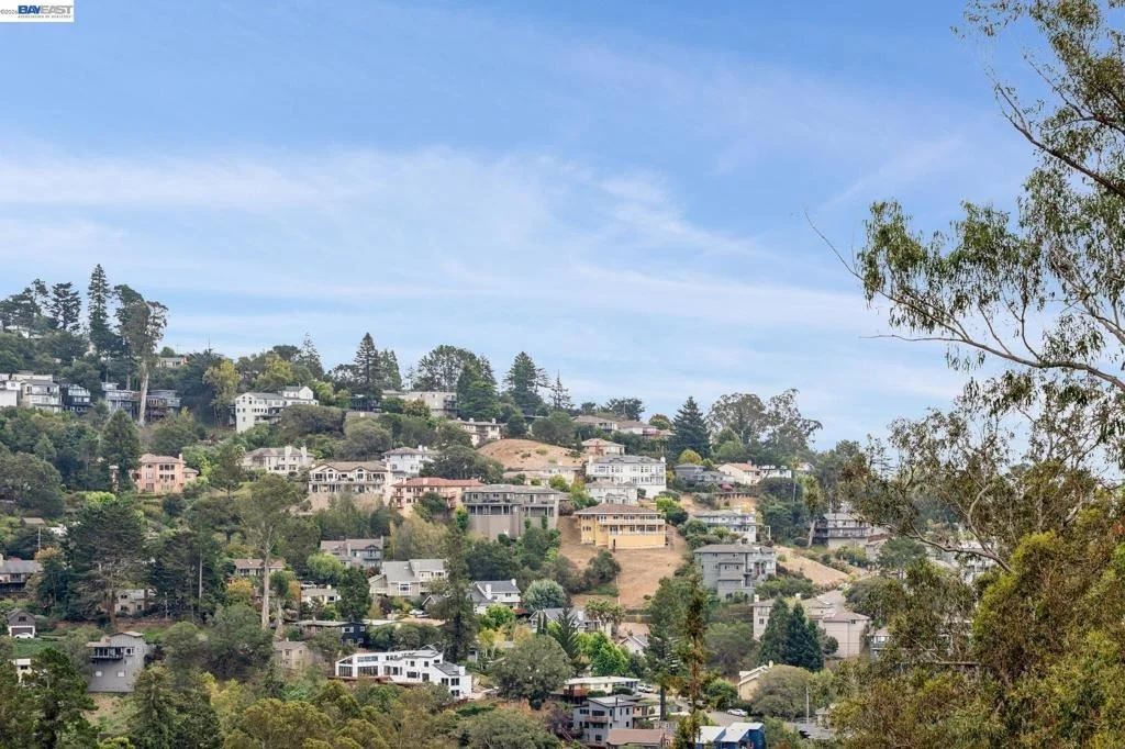 Photo of 6151 Valley View Rd