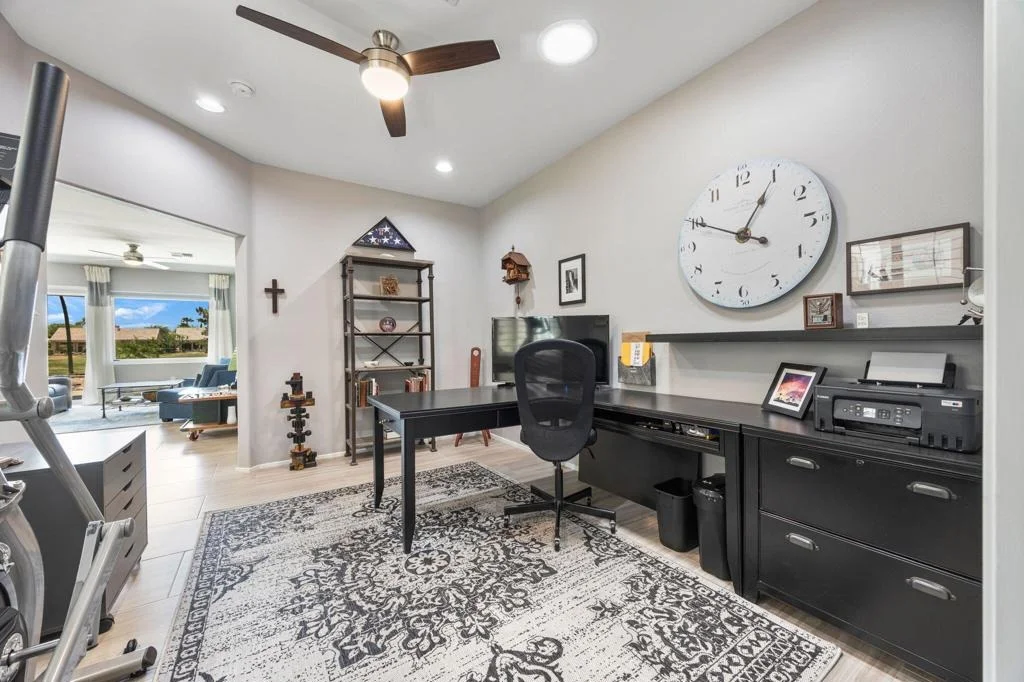 Photo of 39463 Manorgate Road