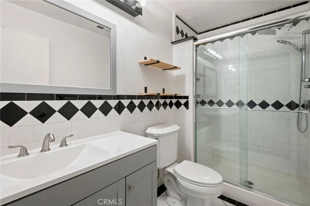 Photo of 1093 Merced Way