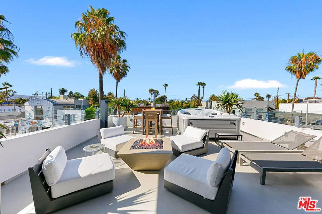 Photo of 1430 Abbot Kinney Boulevard