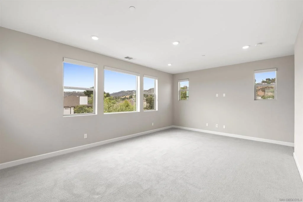 Photo of 1187 Barry Pl