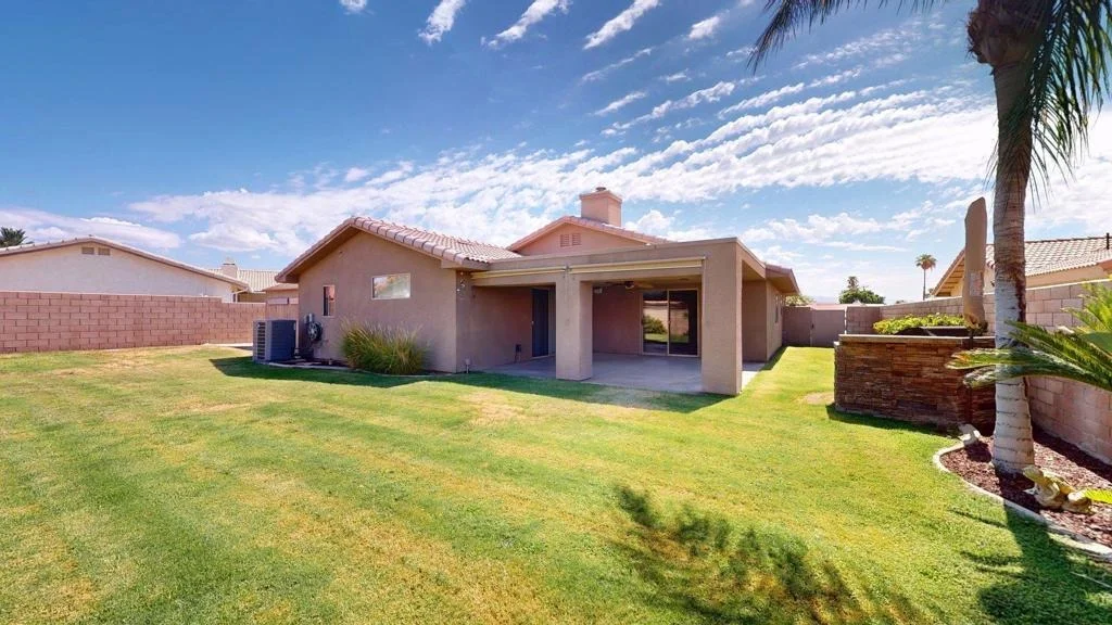 Photo of 41443 Balaclava Drive