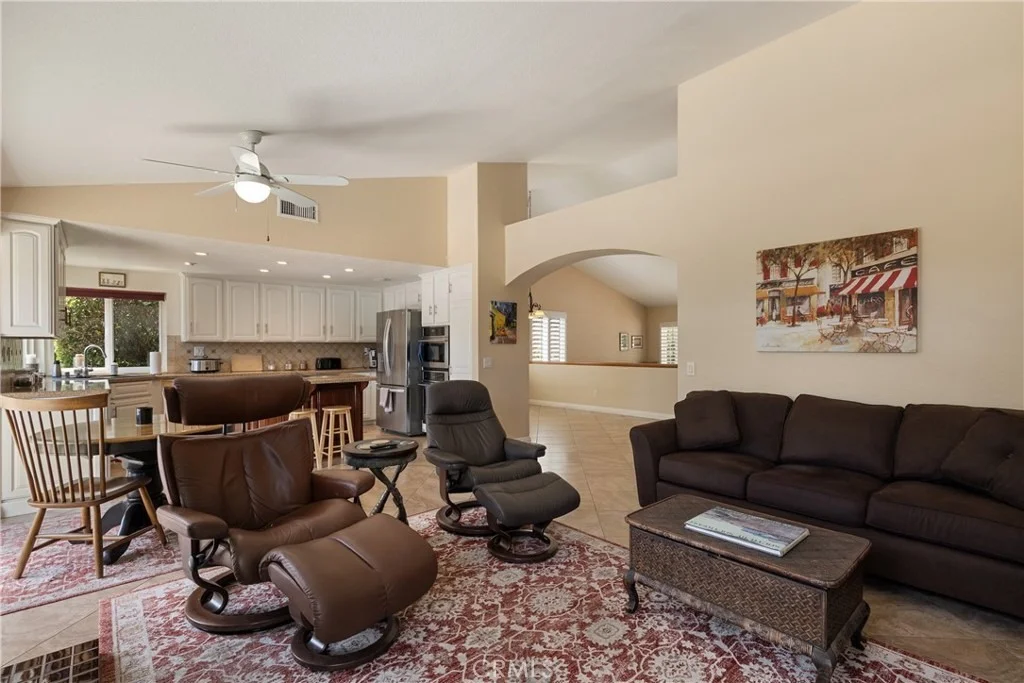 Photo of 2528 Sloan