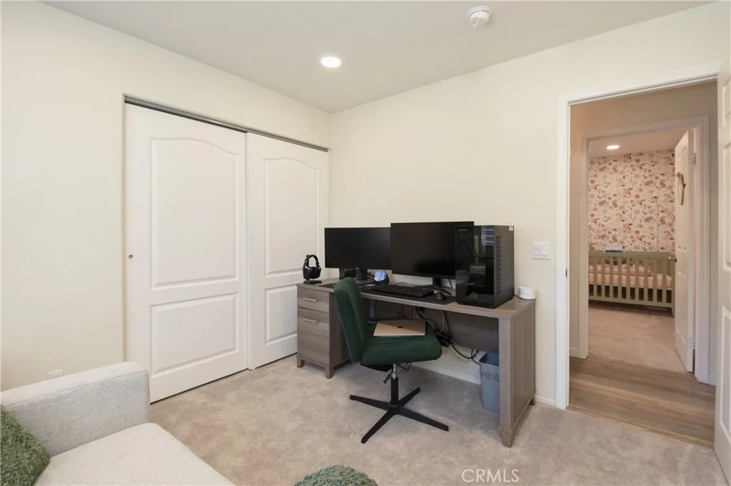 Photo of 28872 Phoenix