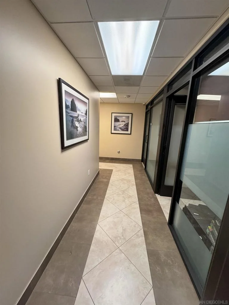 Photo of 1068 Broadway