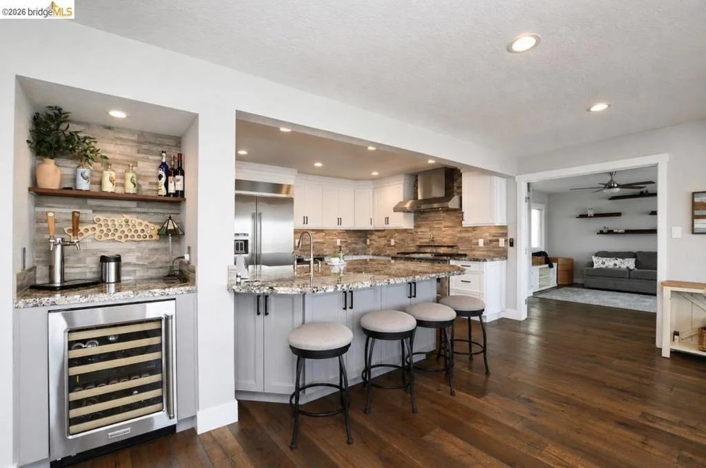 Photo of 4818 Cabrillo Pt