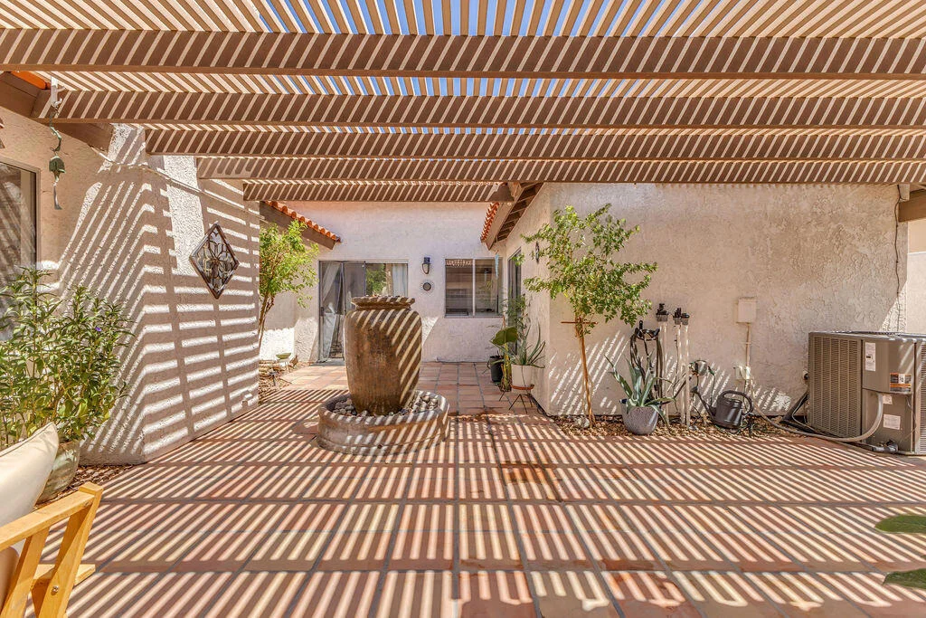 Photo of 52905 Avenida Herrera