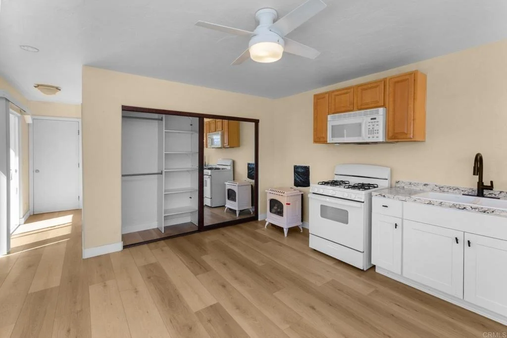 Photo of 389 First Avenue
