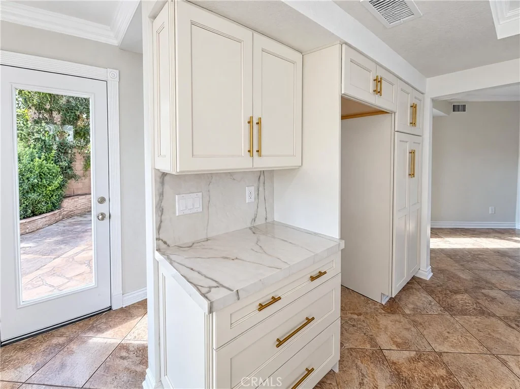 Photo of 16069 Augusta