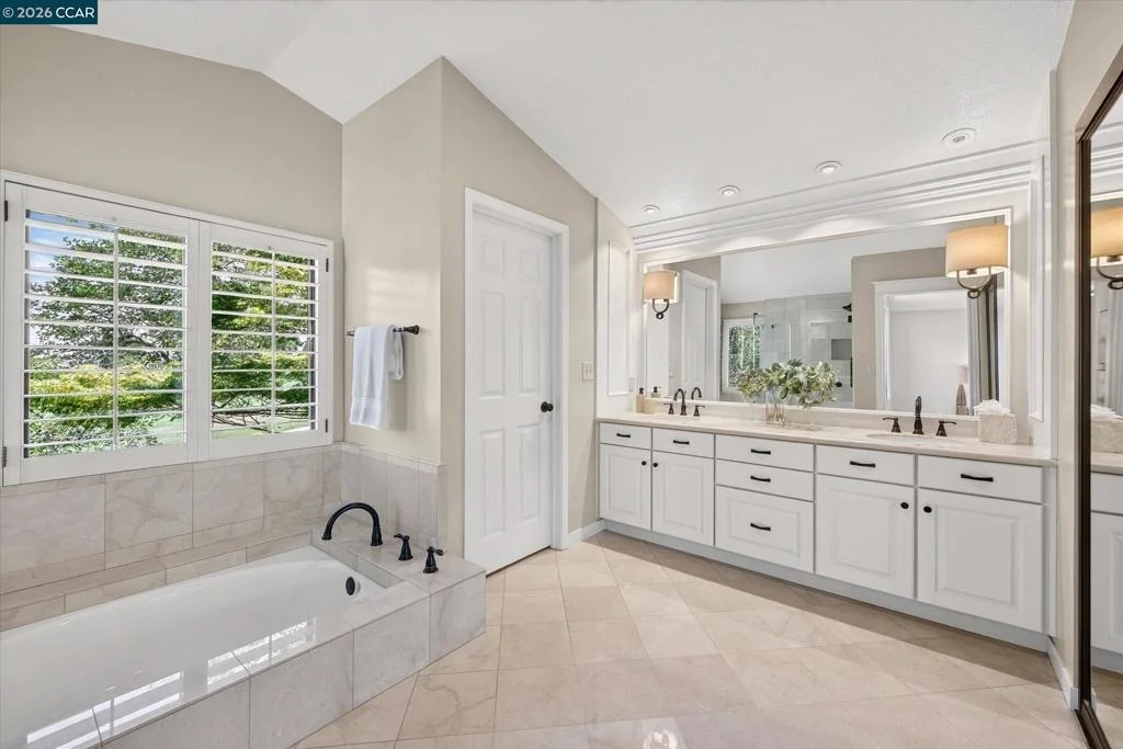 Photo of 549 Buttonwood Dr