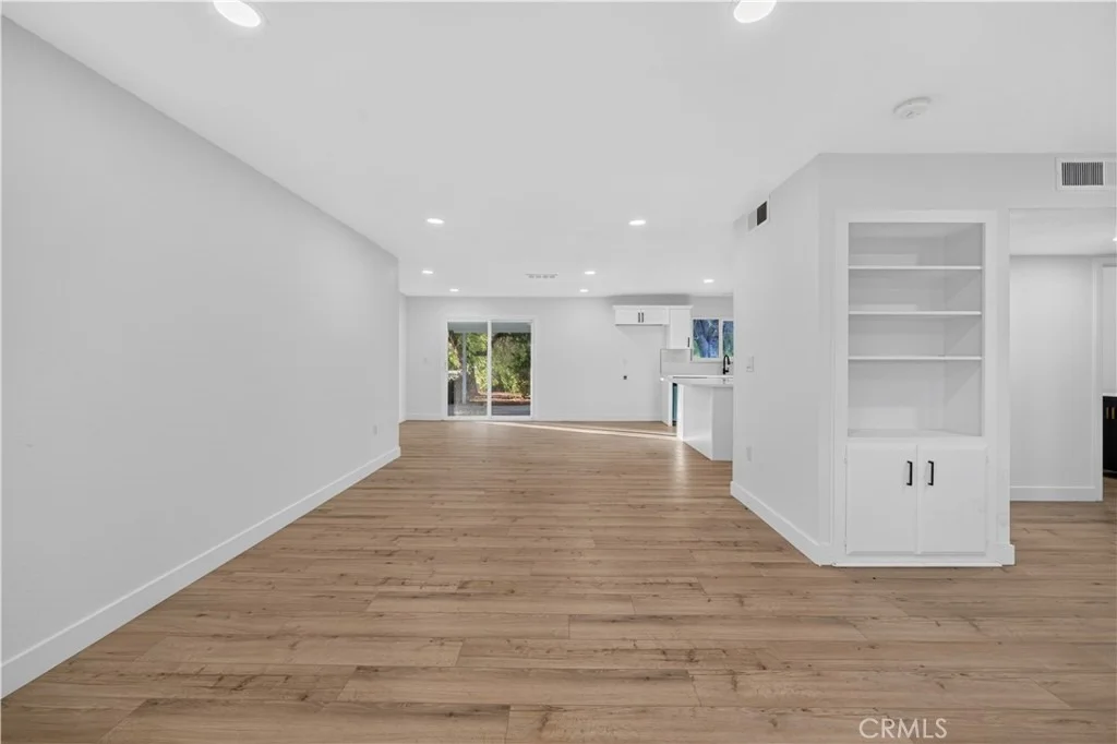 Photo of 26790 Oakmont Drive