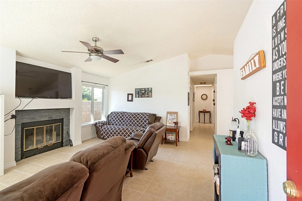 Photo of 39380 Canyon Rim Cir