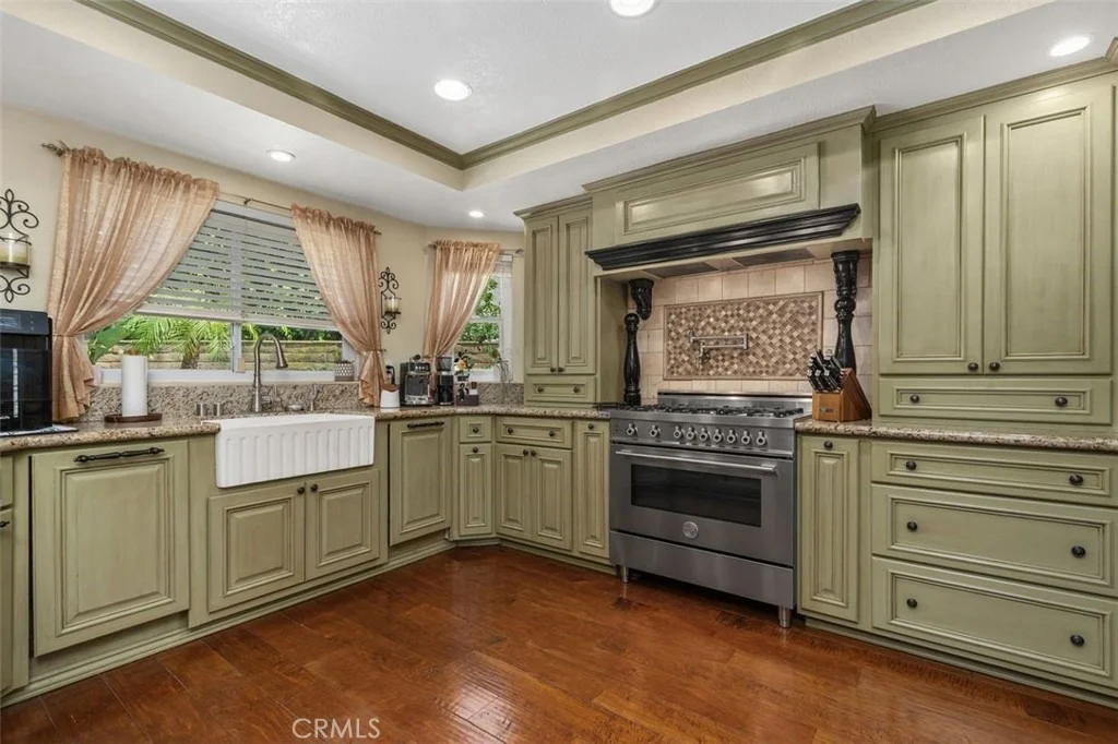 Photo of 552 Calle Monterey