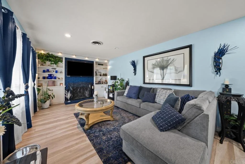Photo of 2951 Mockingbird Lane