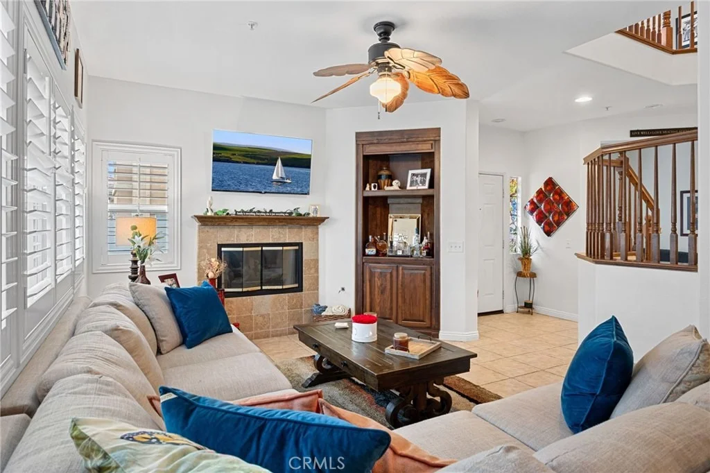 Photo of Unit B at 33433 Emerson Way