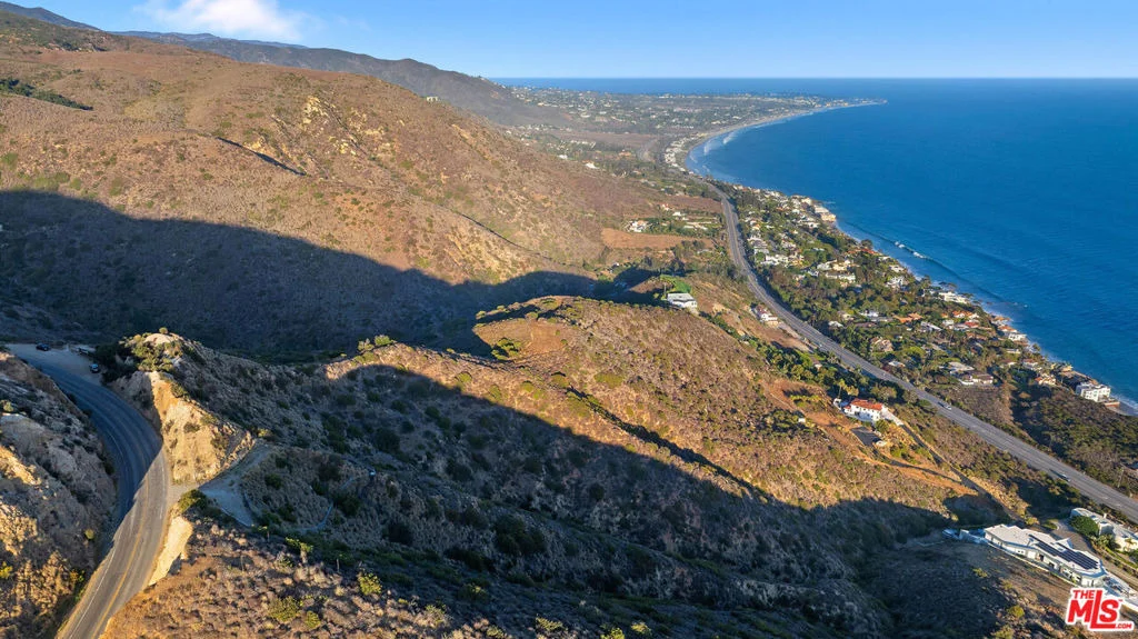 Photo of 4140 Encinal Canyon Road