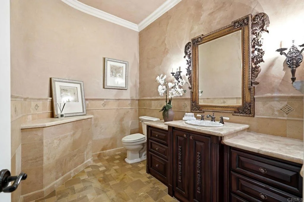 Photo of 2484 Dos Lomas