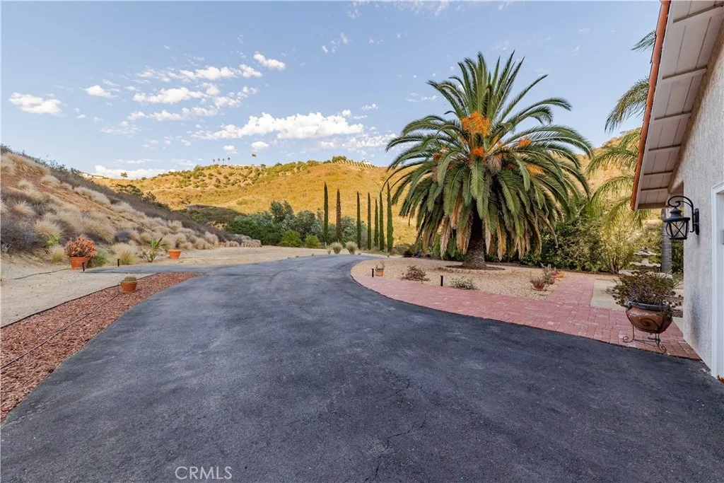 Photo of 45251 La Cruz Dr