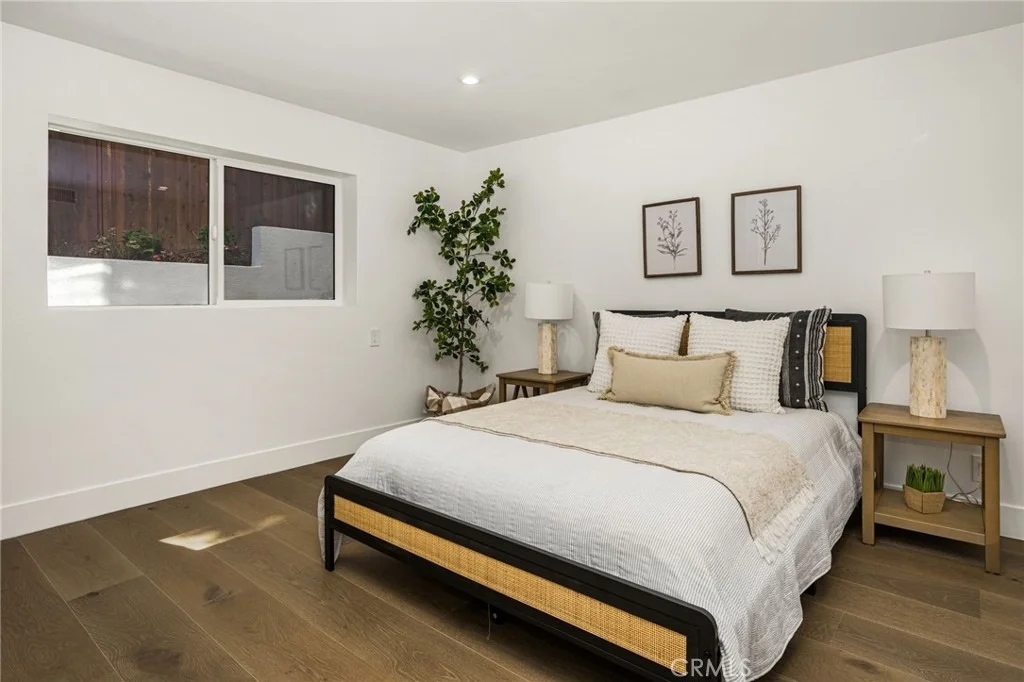 Photo of 3566 Beverly Glen