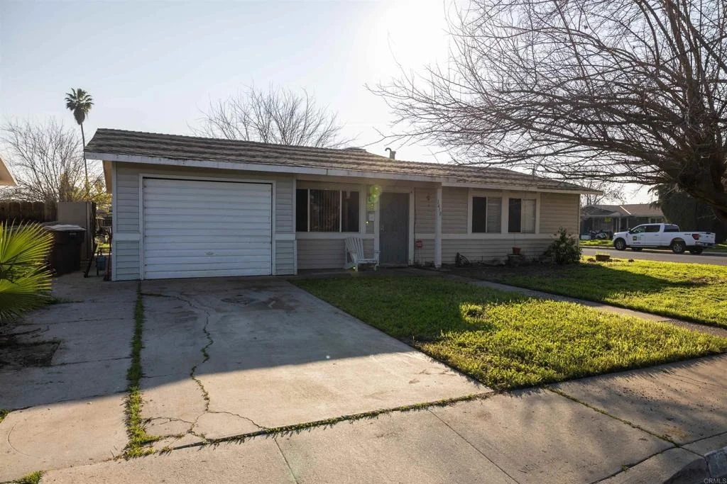 Photo of 1410 Grayson Circle