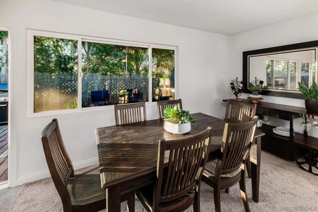Photo of 9742 Emerald Hill