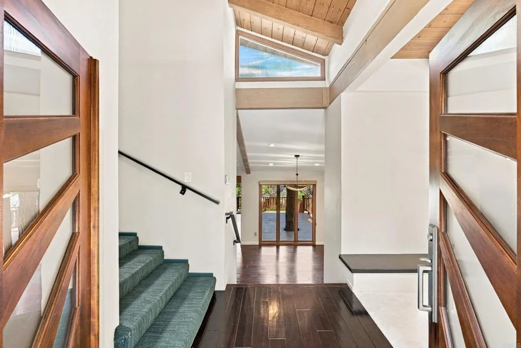 Photo of 4525 Lyons Drive