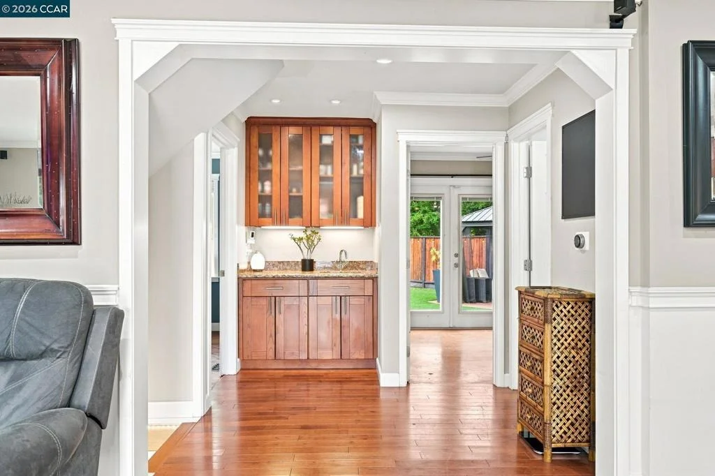Photo of 4074 Hamlet Ct