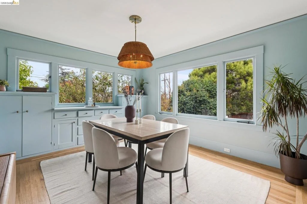 Photo of 1117 The Alameda