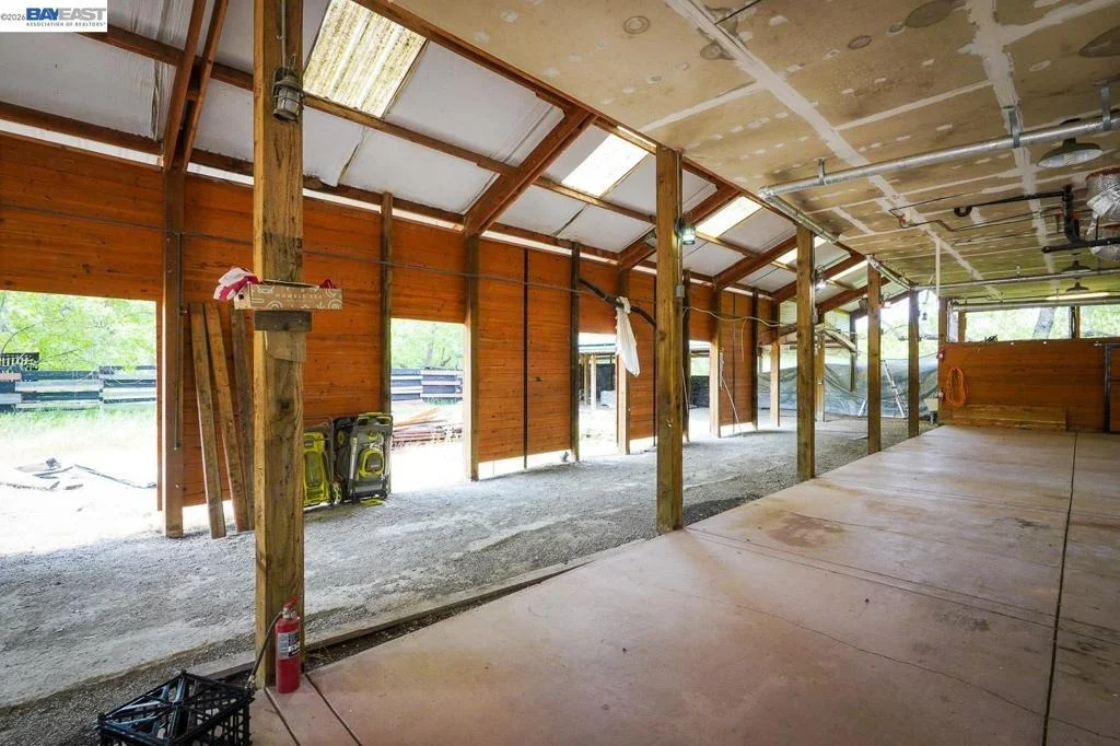 Photo of 6115 Morgan Territory Rd
