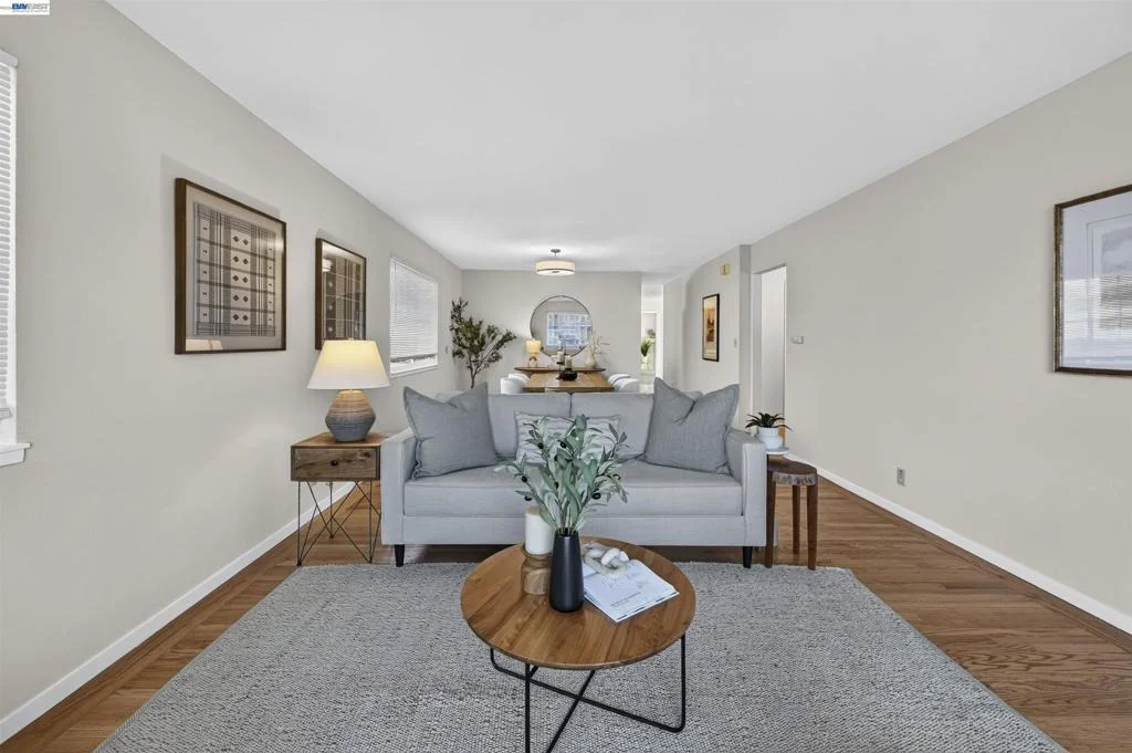 Photo of 14660 Elm St