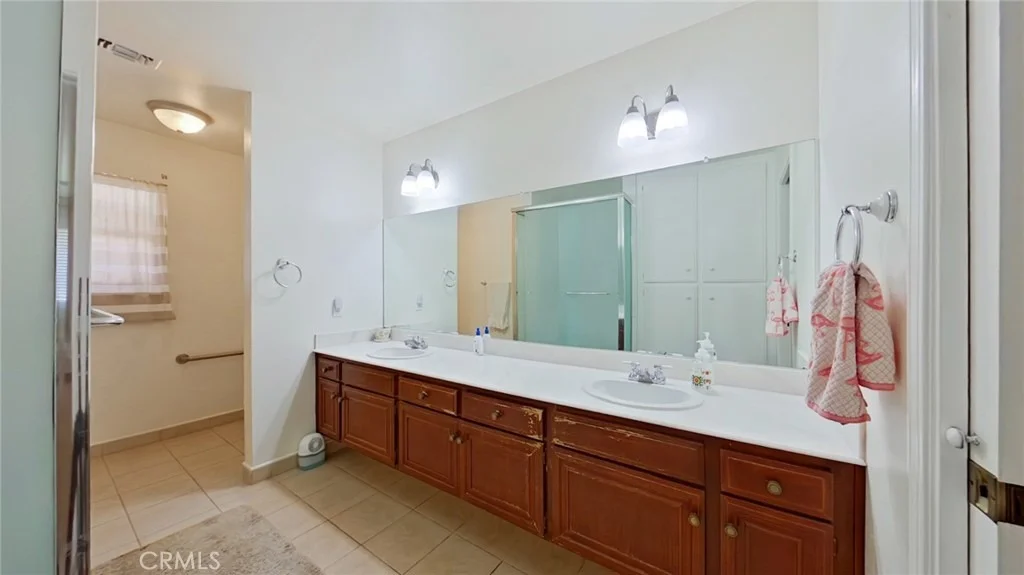 Photo of 814 Lisa Street