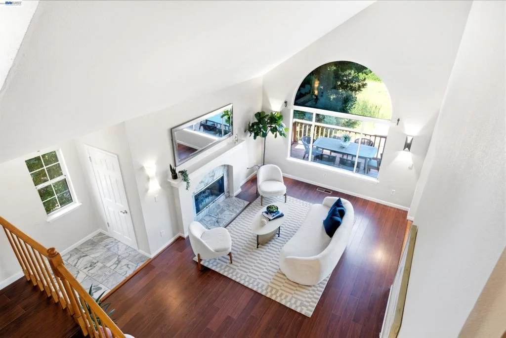Photo of 23661 Glenbrook Lane