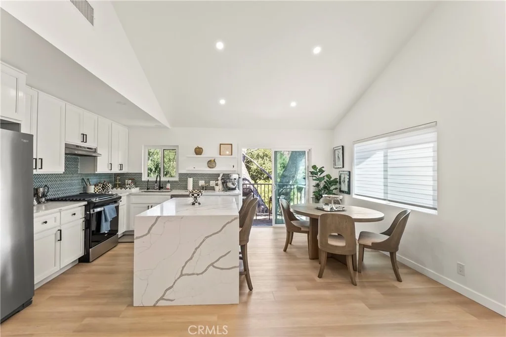 Photo of 9620 Alene