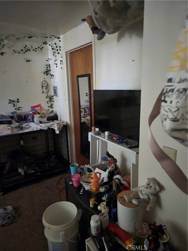 Photo of 360 W 5th