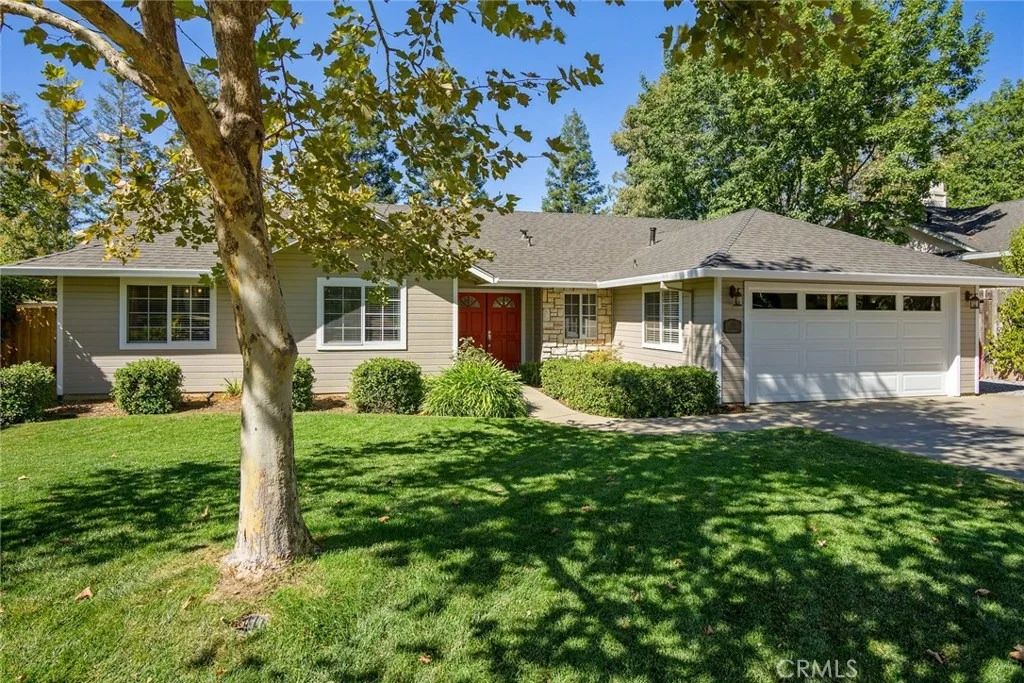 Photo of 456 Palisades Drive