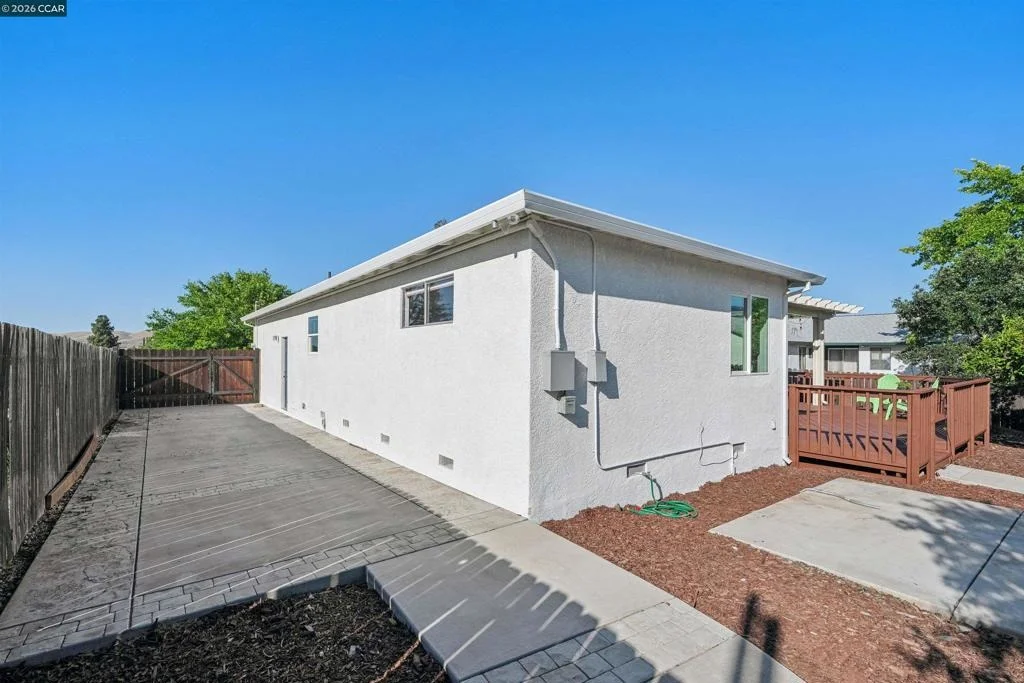 Photo of 4010 Siino Ave
