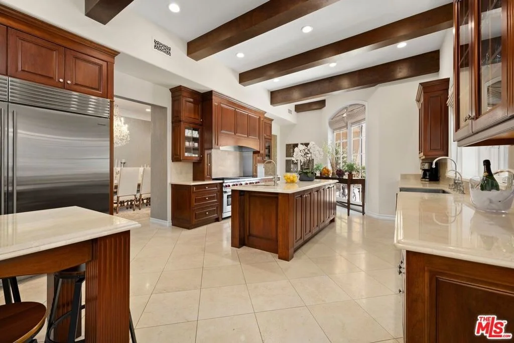 Photo of 9541 Sunset Boulevard