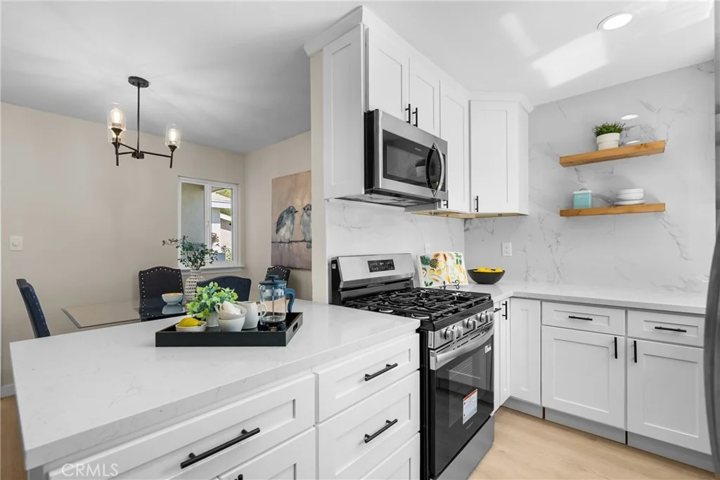 Photo of 512 E Lingard