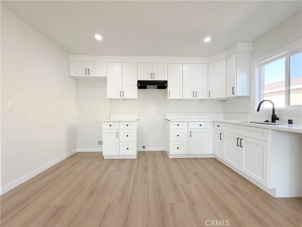 Photo of 917 W 130th Street