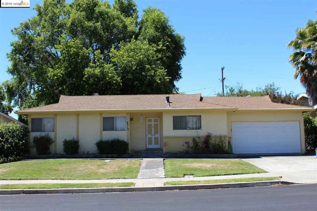 Photo of 8310 Vomac Rd