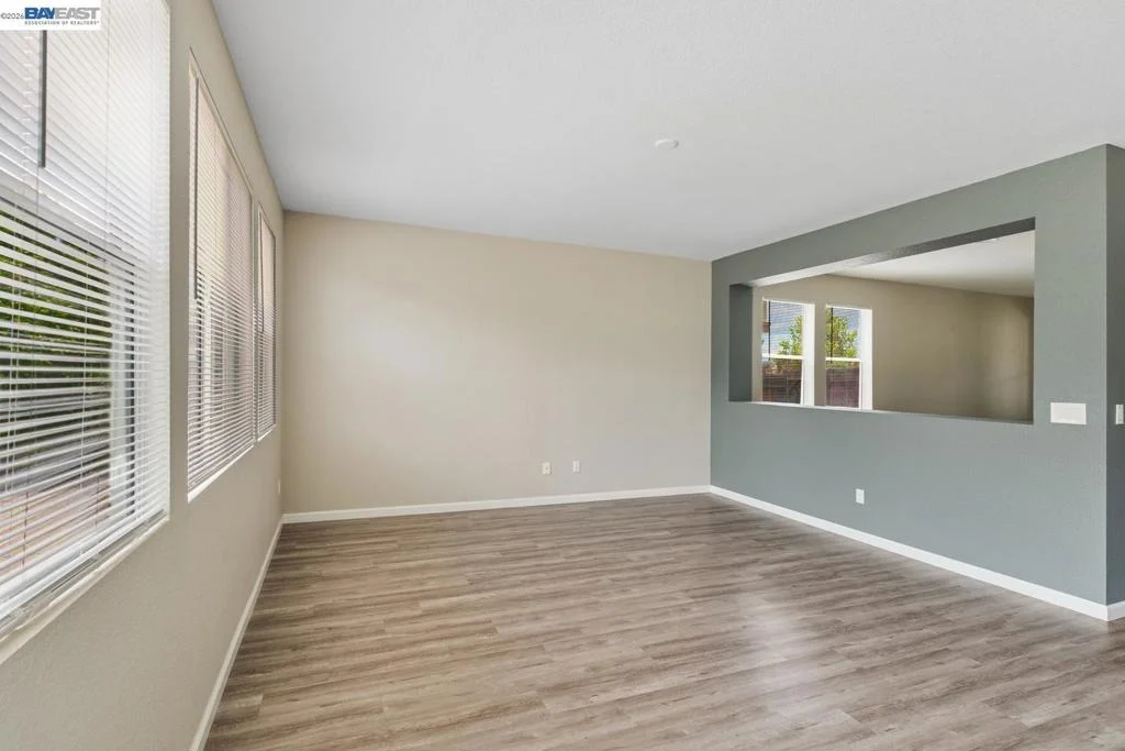 Photo of 632 Skimmer Dr