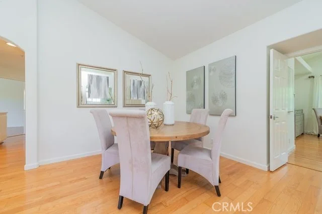 Photo of 2310 Cascade