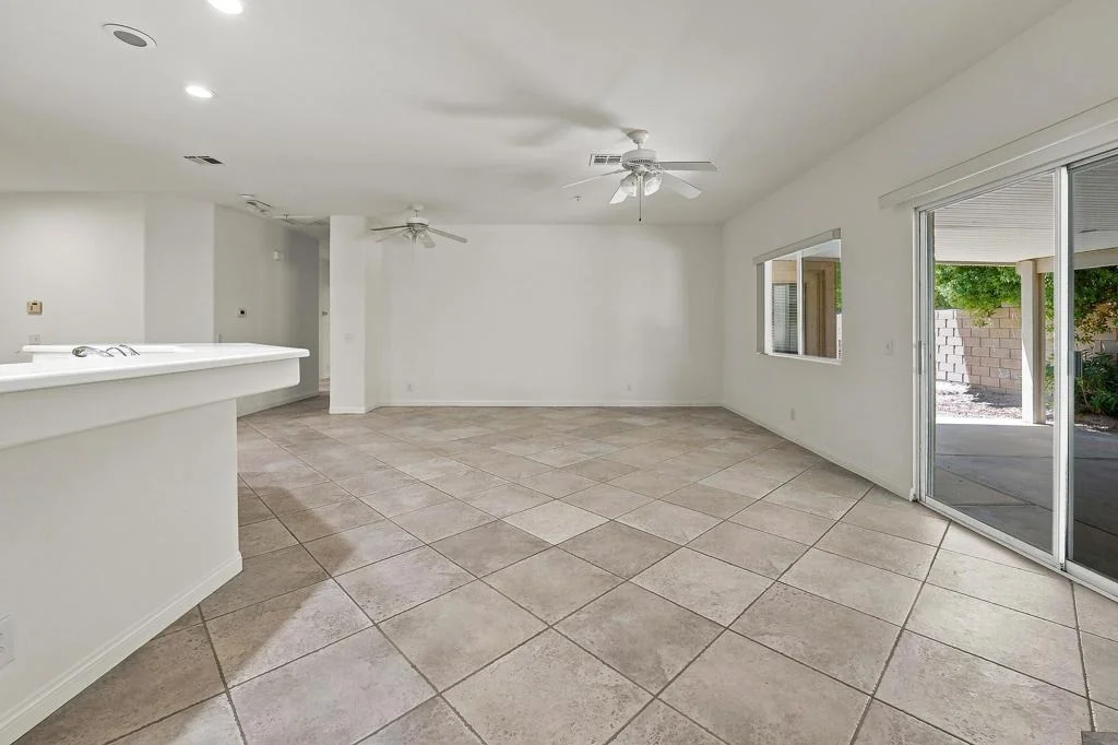 Photo of 74076 Daisy Lane